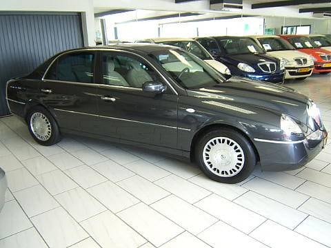 Lancia Thesis 2.4 JTD 20v Emblema (2004)