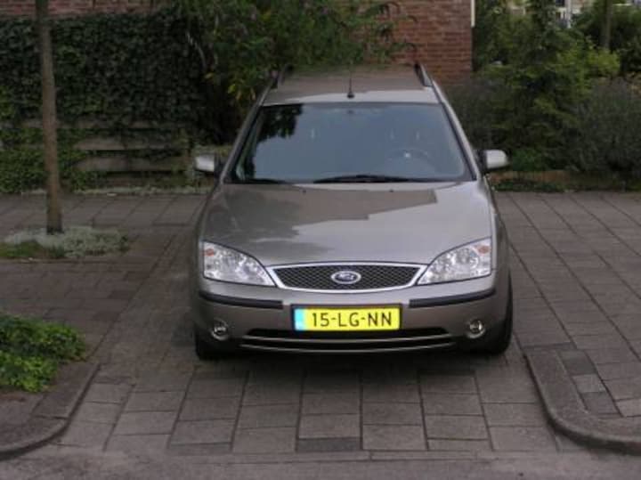 Ford Mondeo Wagon 2.0 TDCi 130pk Collection (2003)