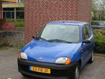 Fiat Seicento 1100 i.e. Young (2000)