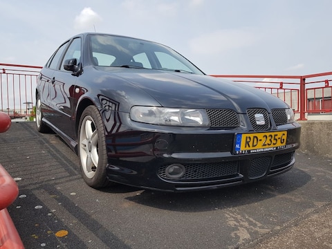 Seat Leon 2.8 V6 Cupra 4