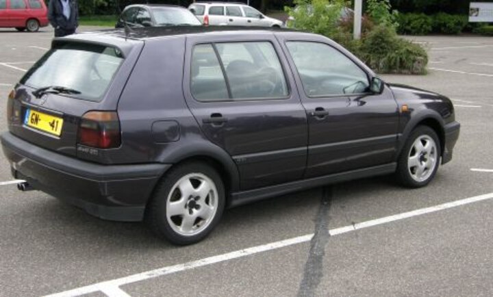 Volkswagen Golf 2.0 GTI (1993)
