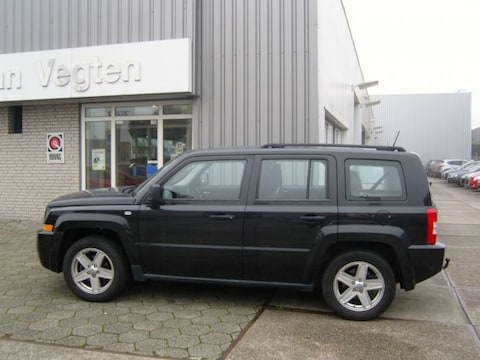 Jeep Patriot 2.4 Sport Liberty (2010)