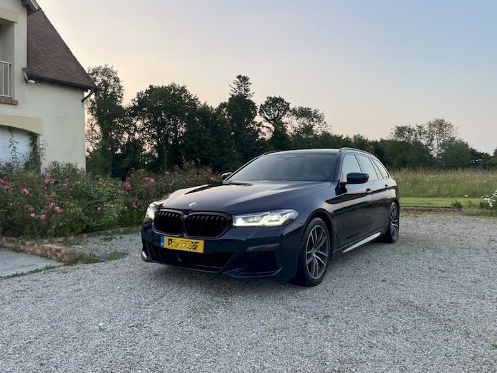 BMW 540i xDrive Touring Business Edition Plus (2021)