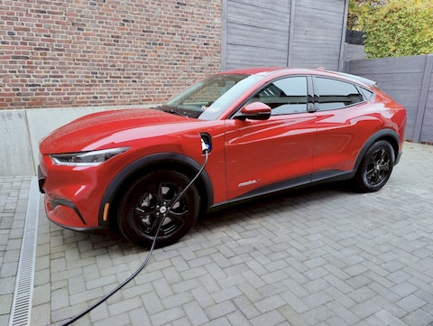 Ford Mustang Mach-E 98kWh RWD