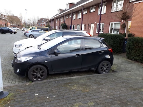 Mazda 2 1.3hp Silver Edition