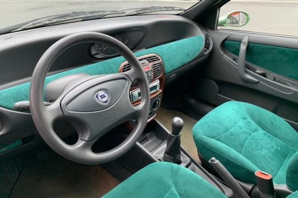 Lancia Ypsilon