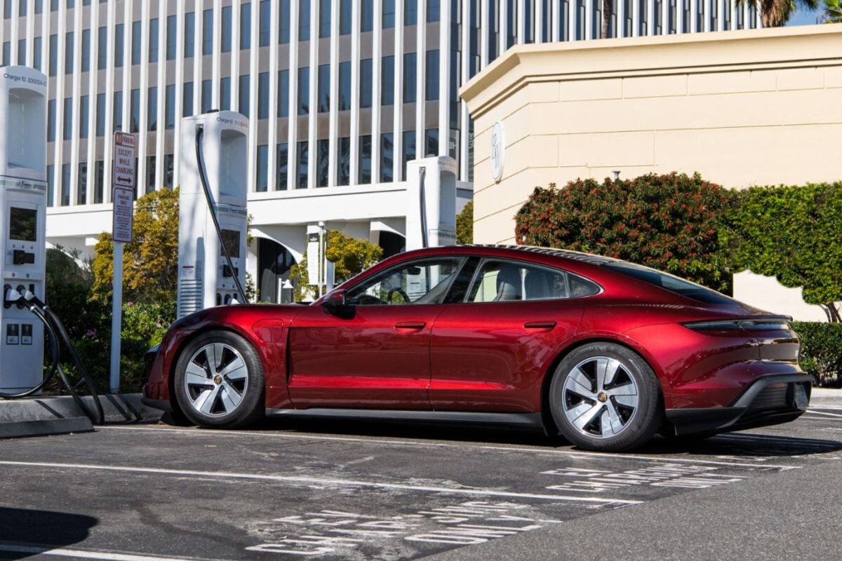 Porsche Taycan met recordkorte laadtijd van LA naar New York