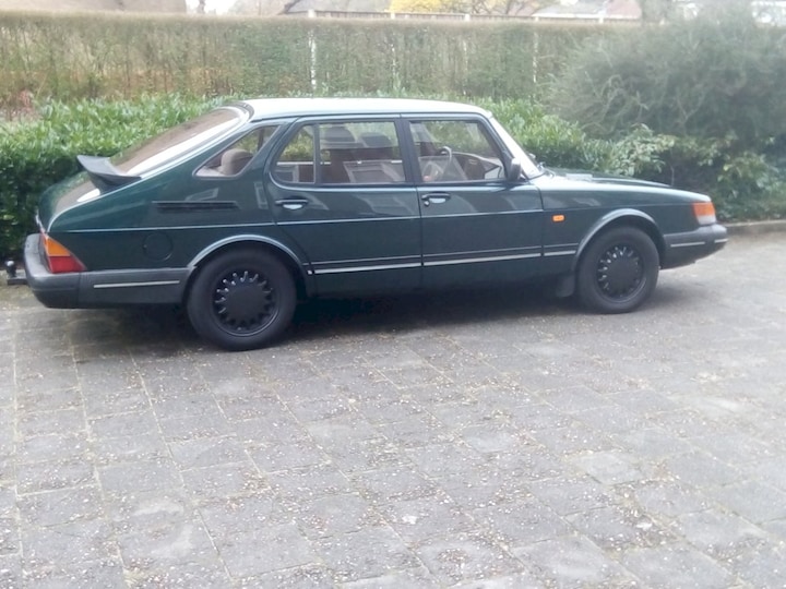 Saab 900i 16 (1992)