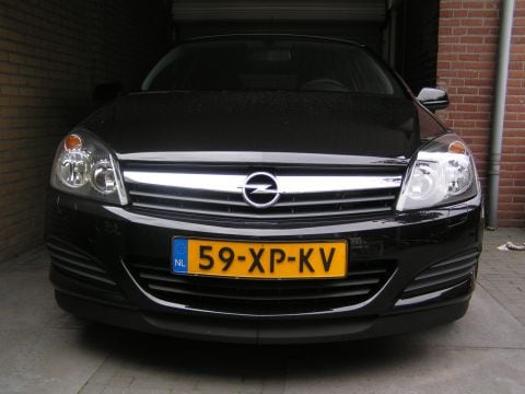 Opel Astra GTC 1.6 Edition (2007)