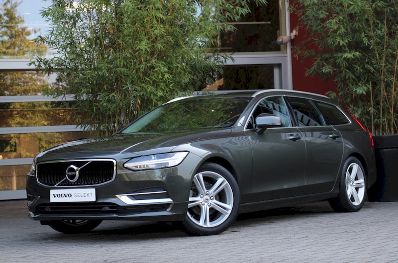 Volvo V90 D3 Momentum (2017)