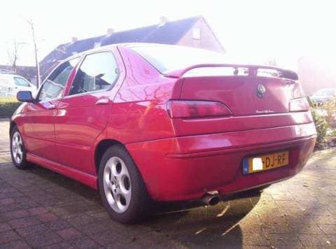 Alfa Romeo 146 1.9 JTD (1999)
