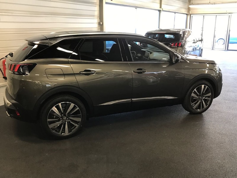 Peugeot 3008 GT-line 1.2 PureTech 130 (2017)