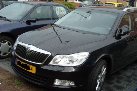 Skoda Octavia Combi 2.0 TDI Elegance (2009)