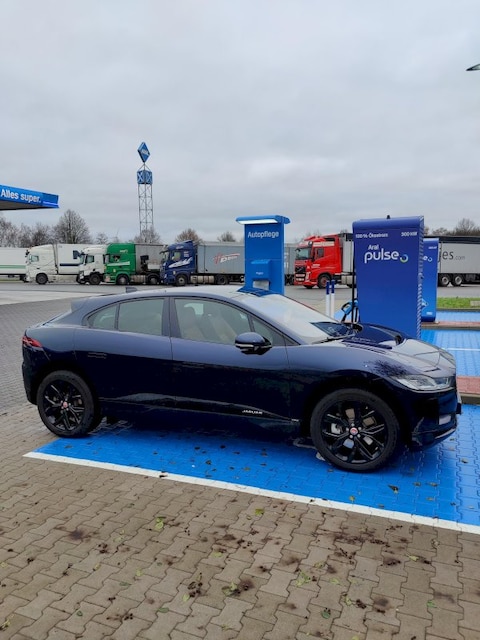 Jaguar I-Pace EV320 HSE (2020)