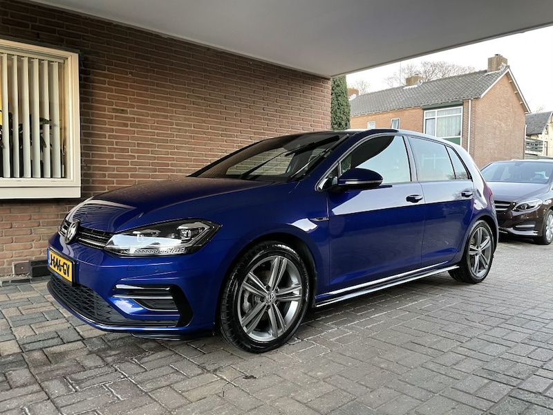 Volkswagen Golf 1.5 TSI 150pk Highline Business R (2020)