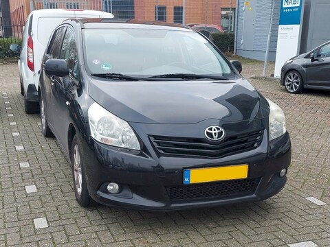 Toyota Verso 1.8 16v VVT-i Aspiration