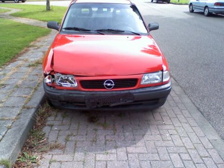 Opel Astra 1.6i GL