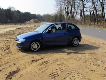 Seat Ibiza 1.6 100pk Sport (2001)