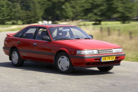 Mazda 626 2.0i-16V GT 4WS (1989)