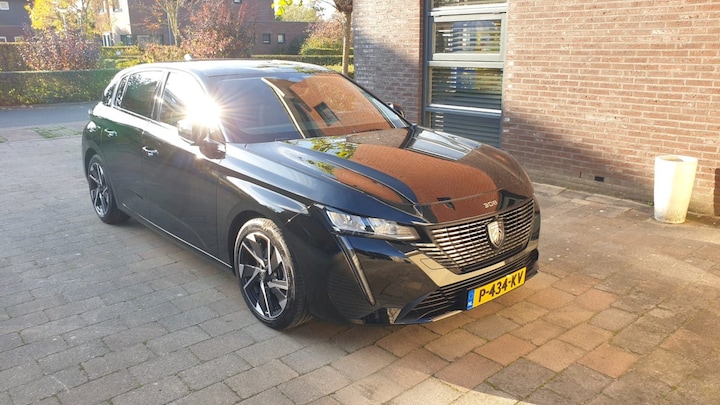 Peugeot 308 Allure Pack Business 1.2 PureTech 130 (2022)