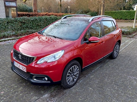 Peugeot 2008 Allure 1.2 Puretech 110