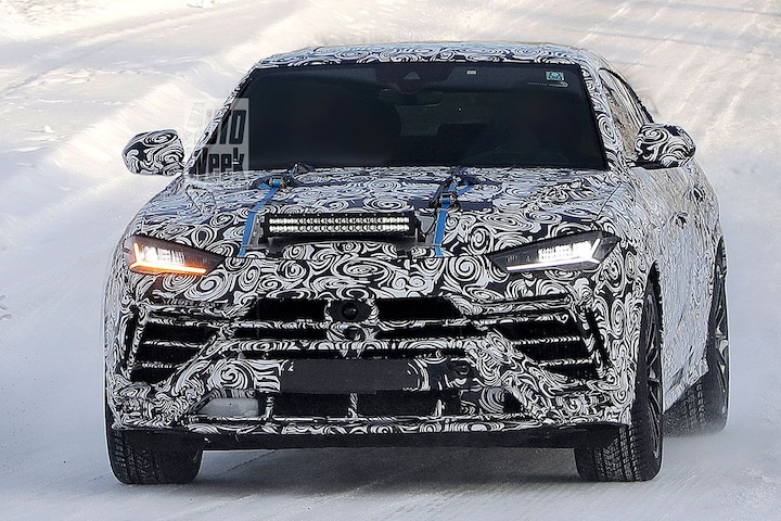 Spyshots Lamborghini Urus Evo