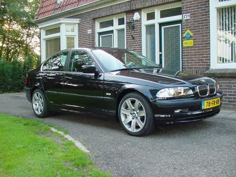 BMW 330d Executive (2000)