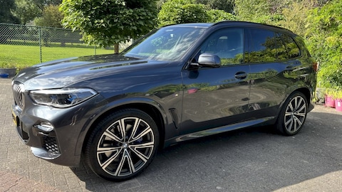 BMW X5 xDrive40i (2019)