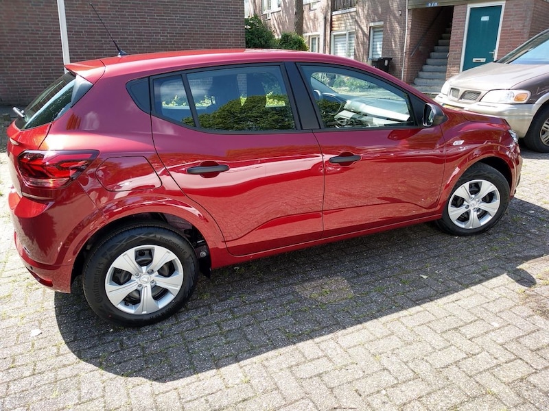 Dacia Sandero TCe 90 Essential (2021)