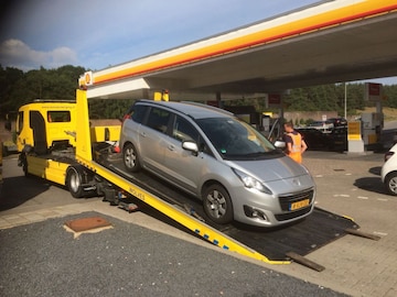Peugeot 5008 Style 1.6 e-HDi 5P (2014)