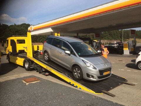 Peugeot 5008 Style 1.6 e-HDi 5P