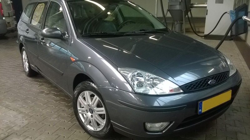 Ford Focus Wagon 1.6 16V Futura (2004)