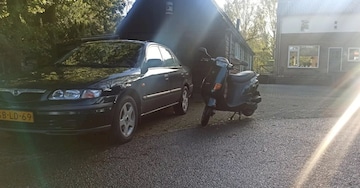 Mazda 626 1.8i LX (1997)