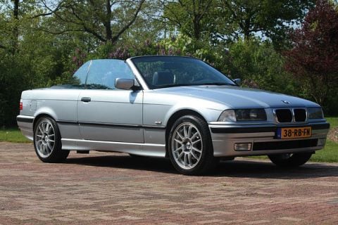 BMW 320i Cabrio Executive (1997)