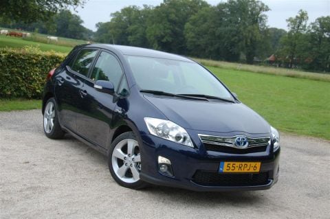 Toyota Auris 1.8 Full Hybrid Dynamic (2011)