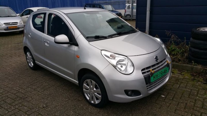 Suzuki Alto 1.0 Exclusive (2011)