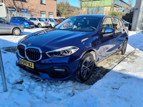 BMW 118i Corporate Executive