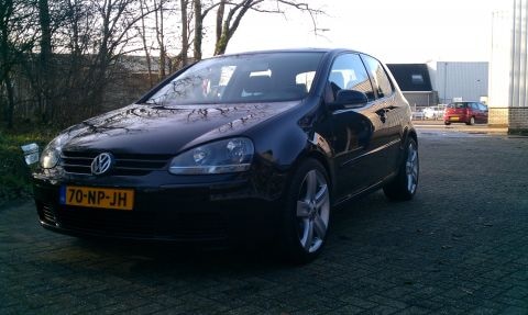 Volkswagen Golf 1.6 16V FSI Sportline