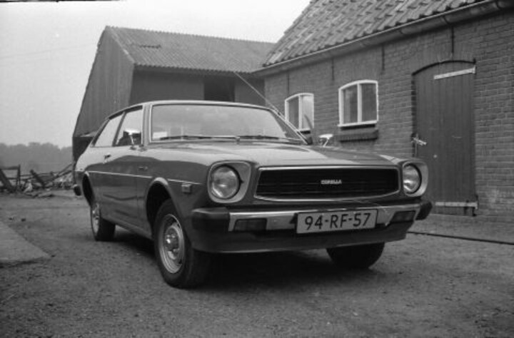 Toyota Corolla Sportswagon De   Luxe