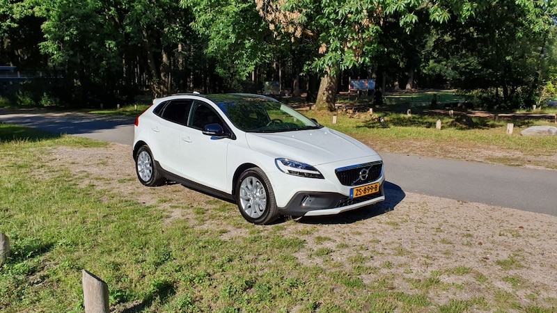 Volvo V40 Cross Country T3 Polar+ Luxury (2019)