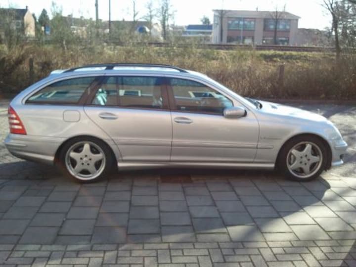Mercedes-Benz C 32 AMG Combi (2002)