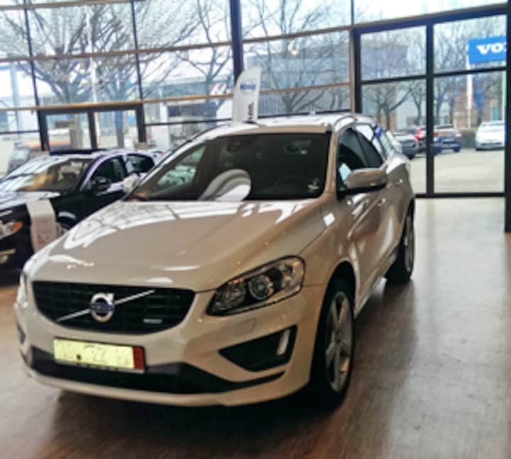 Volvo XC60 D5 AWD R-Design (2013)
