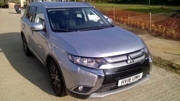 Mitsubishi Outlander 2.2 DI-D ClearTec Executive Edition 4WD (2016)