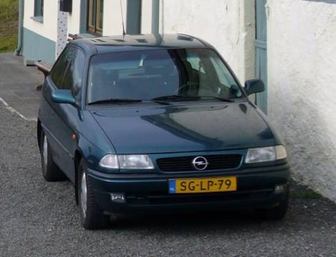 Opel Astra 1.6i-16V Sport Cool (1997)