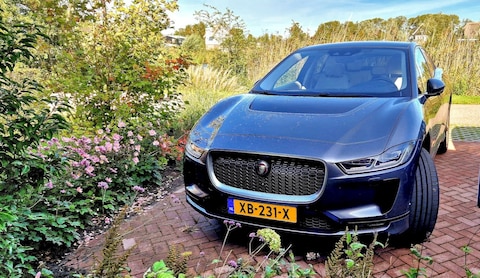 Jaguar I-Pace EV400 First Edition (2018)