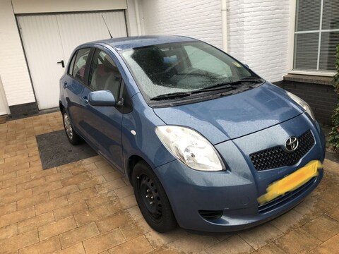 Toyota Yaris 1.3 16v VVT-i Linea Sol