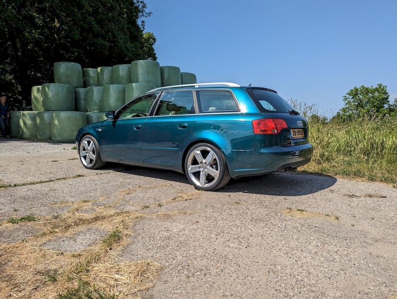 Audi A4 Avant 2.0 TDI 140pk Pro Line (2005)