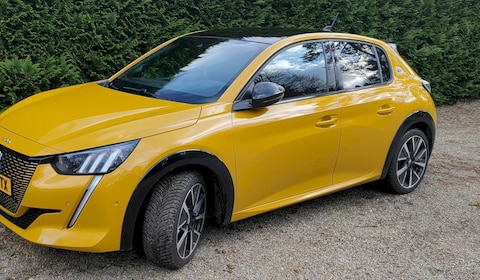Peugeot e-208 GT Pack EV 50kWh 136 (2021)