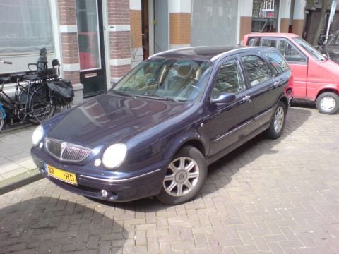 Lancia Lybra SW 1.9 JTD LX (2000)