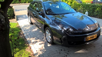 Renault Laguna Estate 1.5 dCi 110 Dynamique (2011)